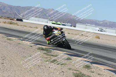 media/Oct-30-2025-Racers Edge (Thu) [[dabbdaf680]]/3-B Group/Session 3 (Turn 15 Inside)/